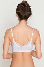 Load image into Gallery viewer, Only Hearts Delicious With Lace Bralette Cream
