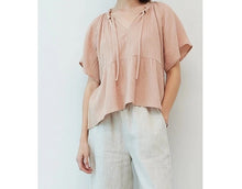 Load image into Gallery viewer, Relm Double Gauze High Low Blouse
