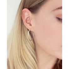 Load image into Gallery viewer, Medium Silver Hammered Hoops
