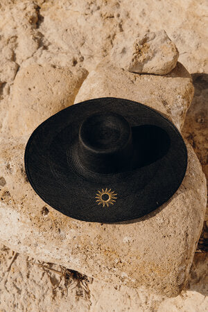 Solveig Black Hat