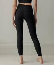 Load image into Gallery viewer, Whitley Legging

