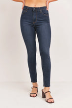 Load image into Gallery viewer, High Rise Basic Skinny Jeans

