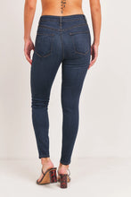 Load image into Gallery viewer, High Rise Basic Skinny Jeans
