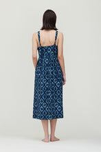 Load image into Gallery viewer, Indigo Print Midi Dress
